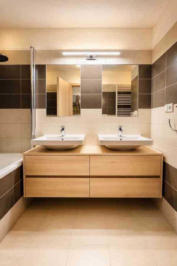 3+kk | 99 m² | garážové stání a sklep | terasa a balkon  - foto 11