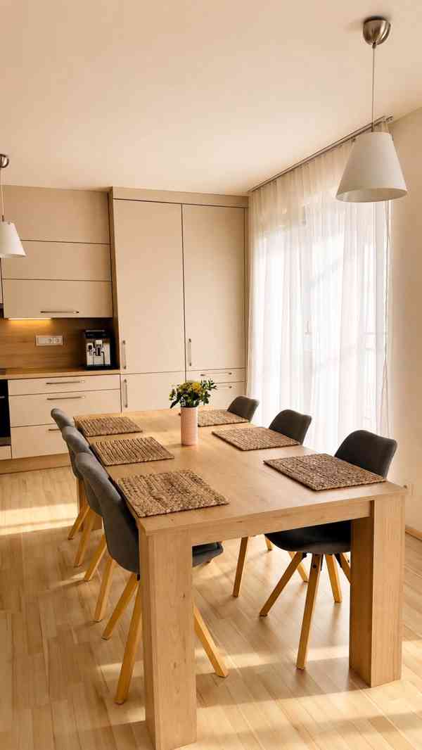 3+kk | 99 m² | garážové stání a sklep | terasa a balkon  - foto 2