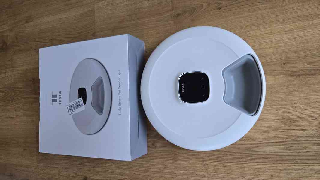 Automatické krmítko pro kočku Tesla Smart Pet Feeder Spin - foto 3