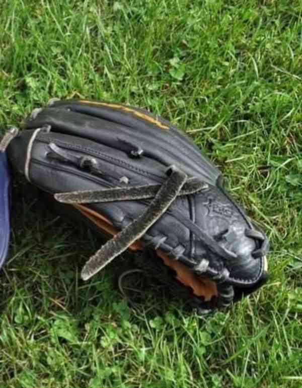 Baseballová rukavice  - foto 3