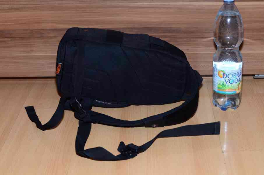 FOTO batoh: LOWEPRO SlingShot 102 AW jednoramenný  - foto 5