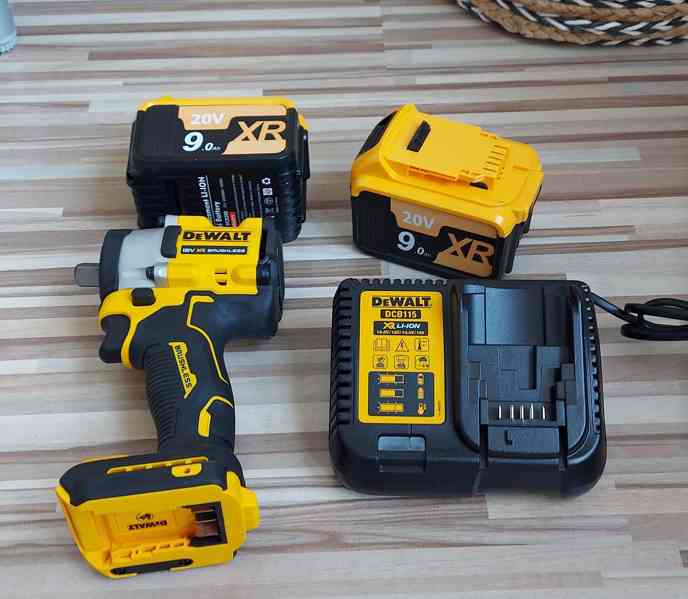 Aku pro nářadí DeWALT 18-20V/ 9.0mAh,nové TOP. - foto 6