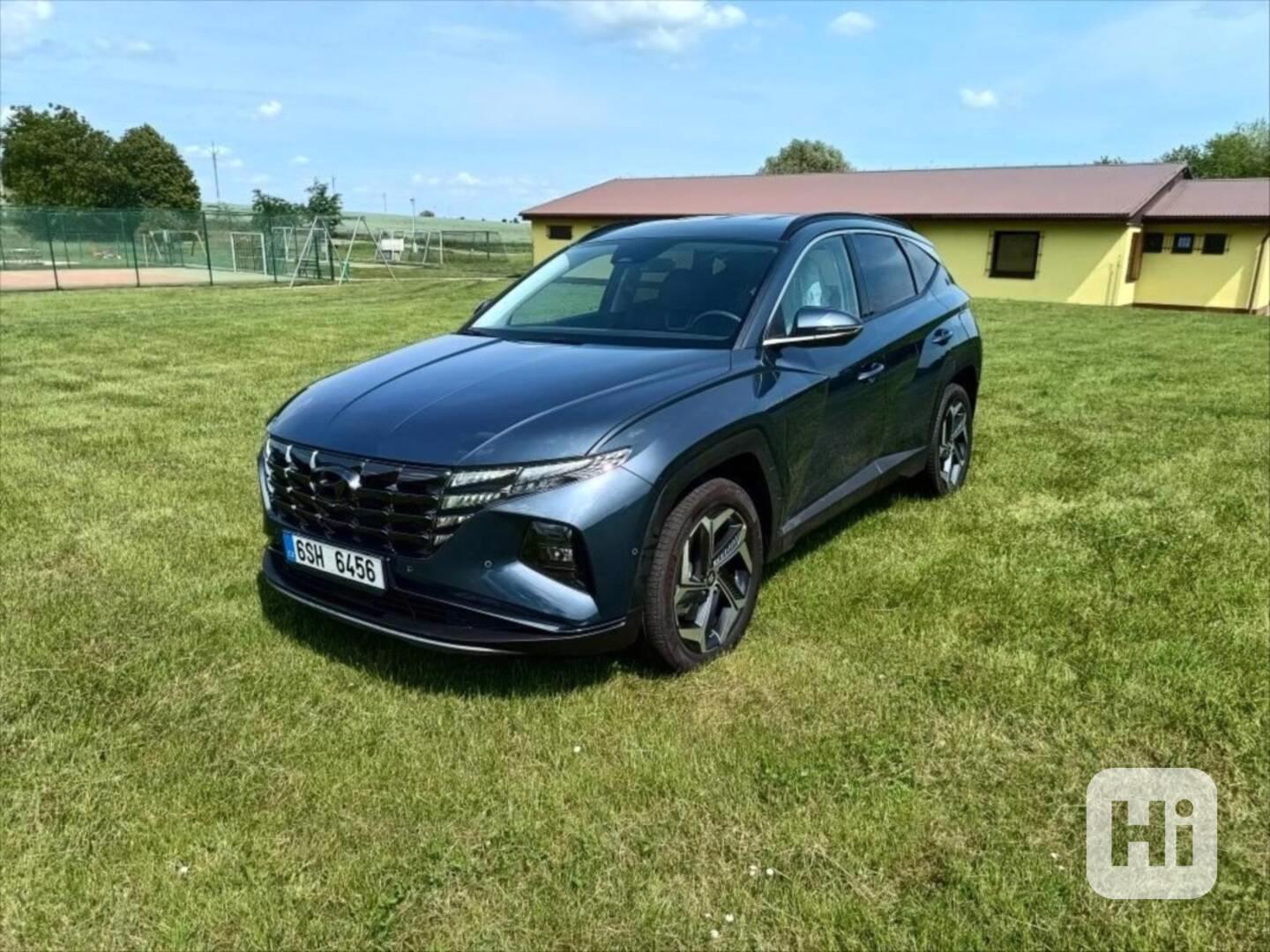 Hyundai Tucson 1,6   T-GDI HEV 4X2 AT najeto 3130 k - foto 1