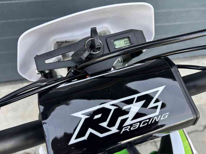 Pitbike Apollo THUNDER 125ccm 17 14 E-Start  - foto 6