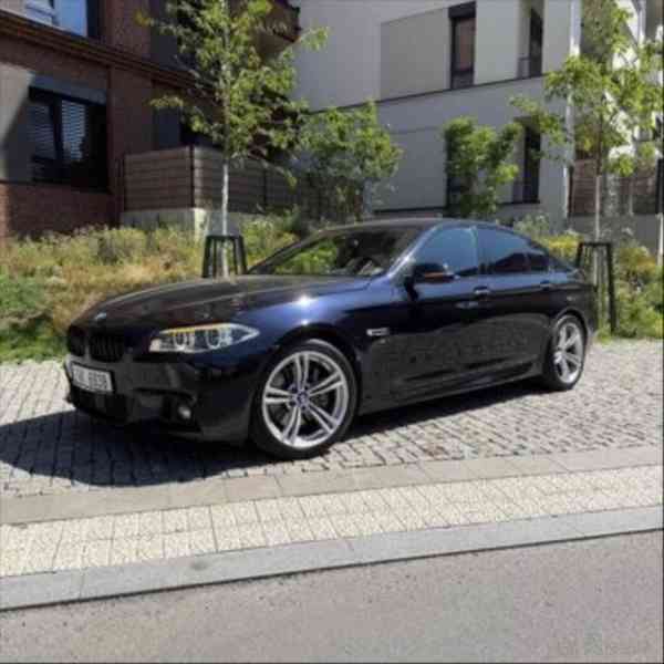 BMW Řada 5 3,0   530d xDrive 190 kW, DPH - foto 3