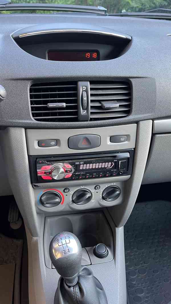 Renault Thalia, 1.2 55kW 5 st. manuál + 2 sada zimních kol - foto 10