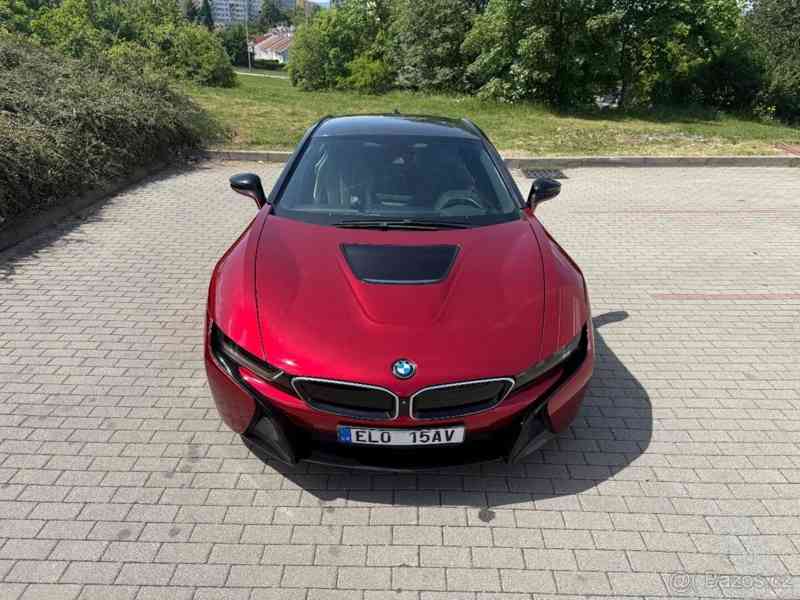 BMW i8 plugin hybrid (el+benzin) - foto 2