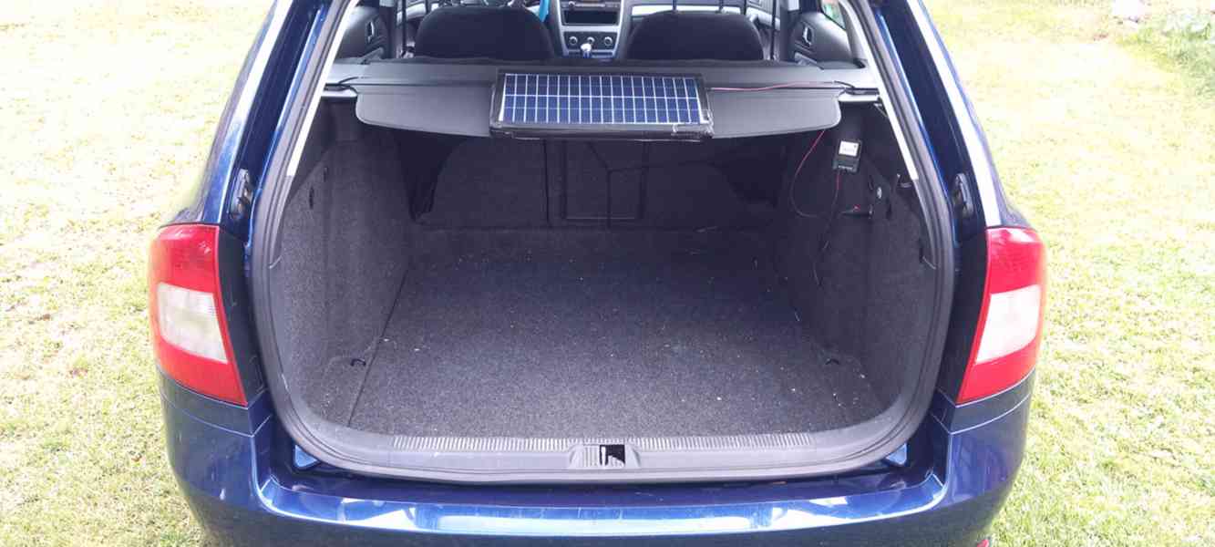 Prodám Škoda Octavia II Kombi 1,6 TDI - foto 13