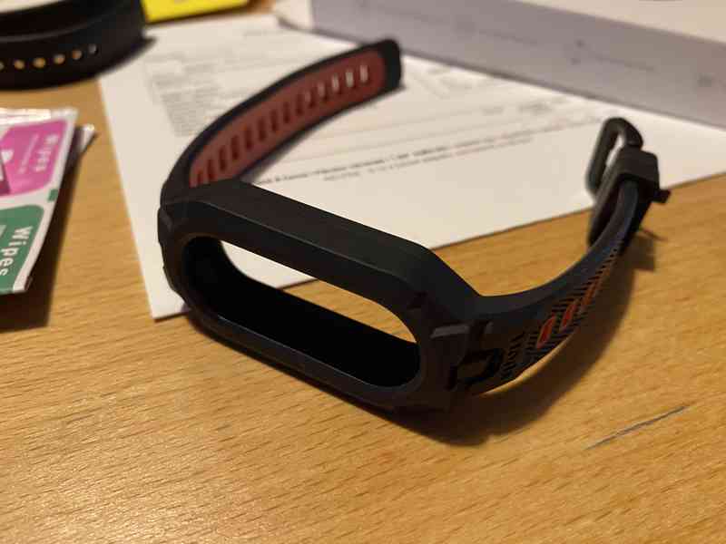 Xiaomi Mi band 8 - černý - foto 7