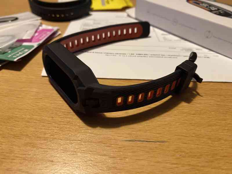 Xiaomi Mi band 8 - černý - foto 8