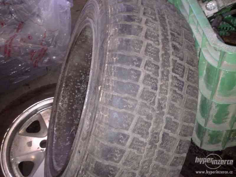 Zimní pneu 195/65R15 4 ks  - vzorek na jednu zimu - foto 4