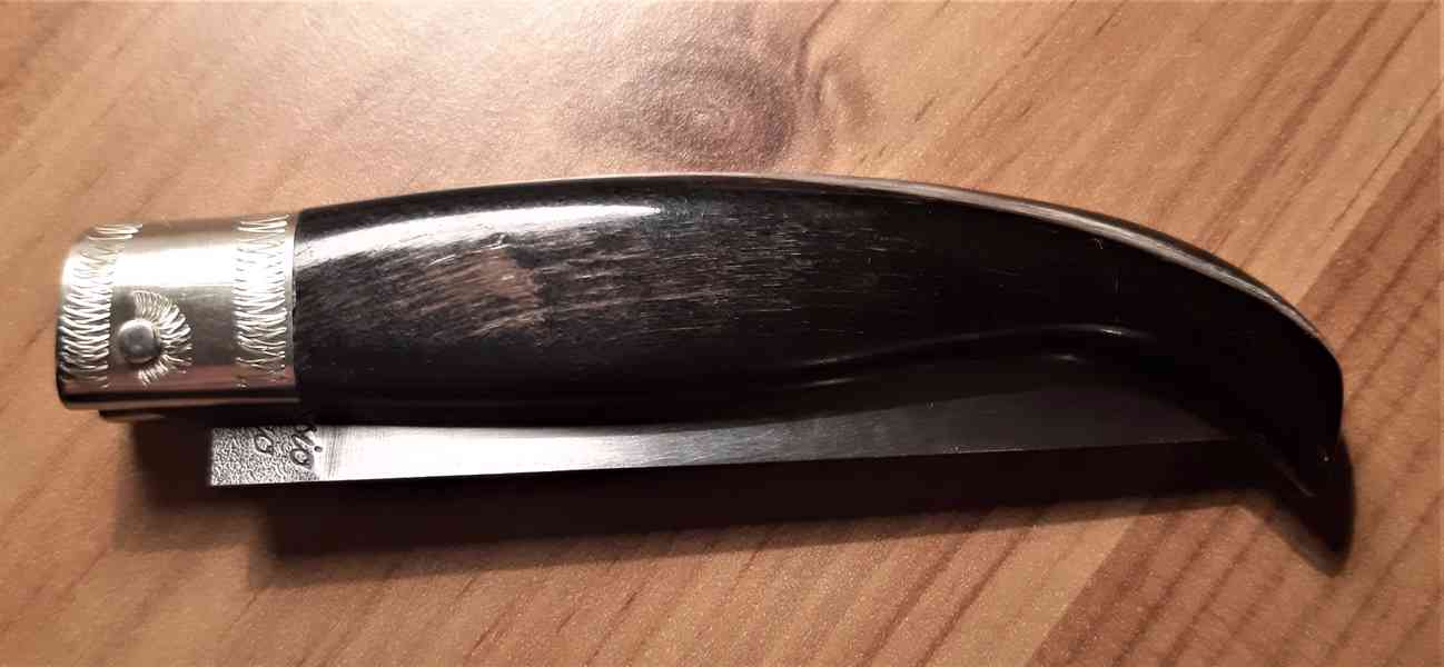 Kapesní zavírací nůž z italské Sardinie -  město Terralba.  - foto 12