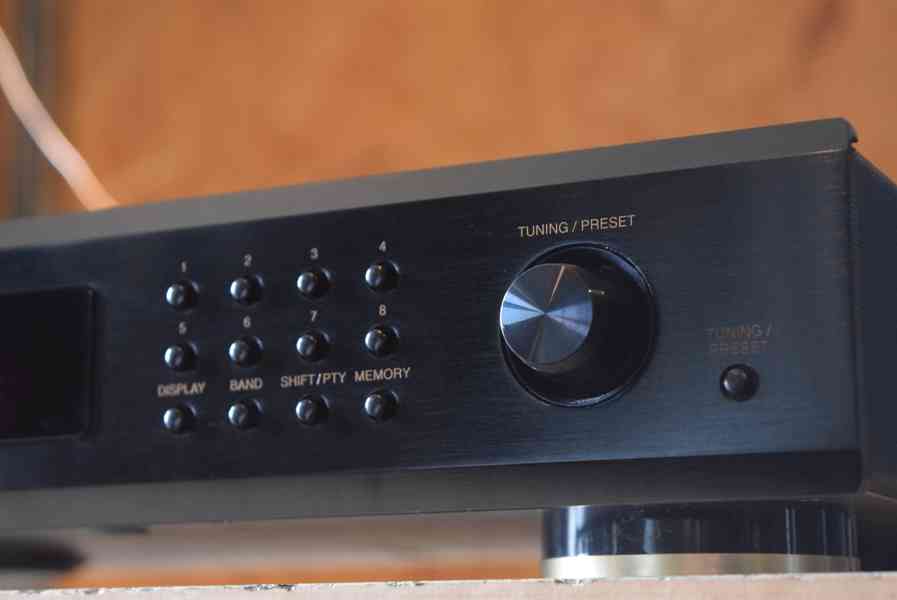 DENON TU-245 PĚKNÝ A VÝBORNÝ STEREO TUNER S RDS !! - foto 5