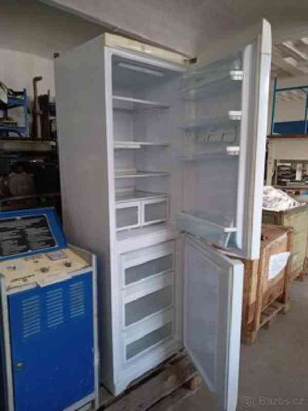 lednička s mrazákem - foto 2