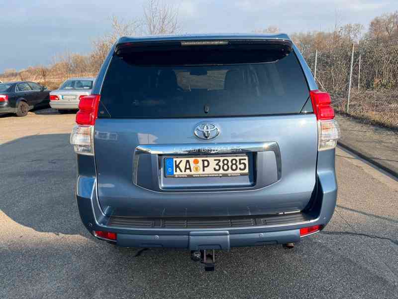 Toyota Land Cruiser 3.0d4d Life manuál 140kw - foto 5