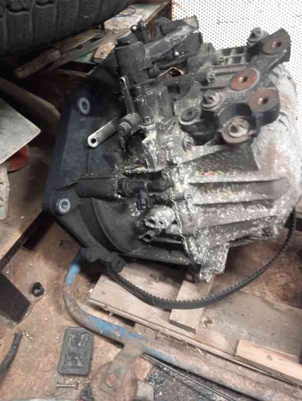 Prodám náhradní díly na Alfa Romeo 159 JTD, Breada, 3. část. - foto 9