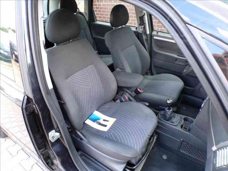 Opel Meriva 1,6 i16V KLIMA,TAŽNÉ ZAŘ. - foto 16
