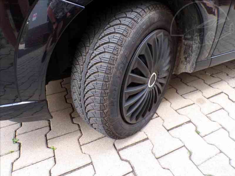 Opel Meriva 1,6 i16V KLIMA,TAŽNÉ ZAŘ. - foto 18