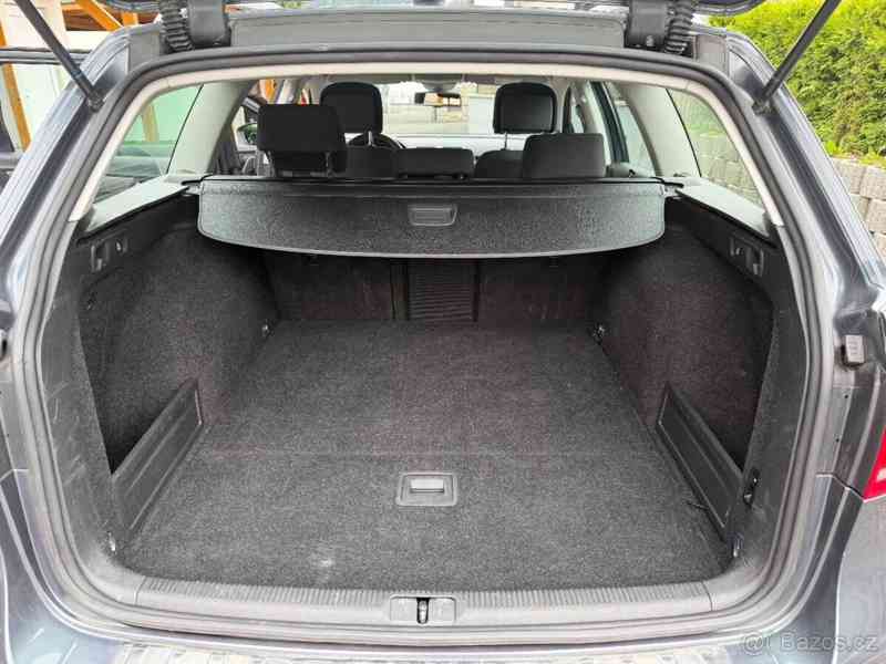 Volkswagen Passat Variant 2,0   TDI 130 kW DSG 4Motion | Xe - foto 16