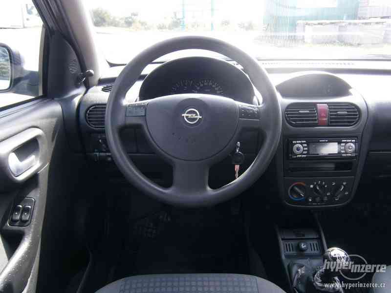 Opel Corsa 1,2 kllima+servo+5dveří - foto 9