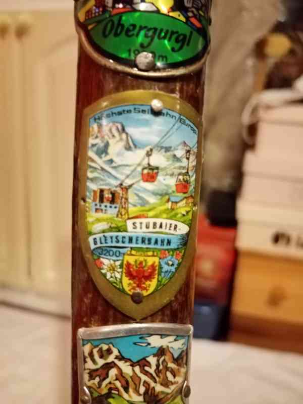 Hůl se štítky - bytelná - Štítky např. KRAKONOŠ - foto 11