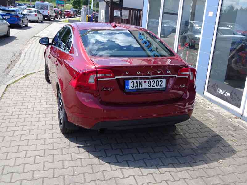 Volvo S60 2.0D r.v.2010 (120 kw) serviska Koupeno ČR - foto 4