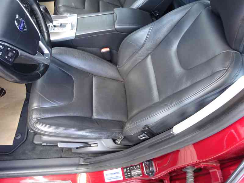 Volvo S60 2.0D r.v.2010 (120 kw) serviska Koupeno ČR - foto 12