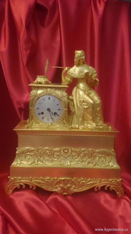Zlacené figurální hodiny "Madame de Sévigné" - foto 1
