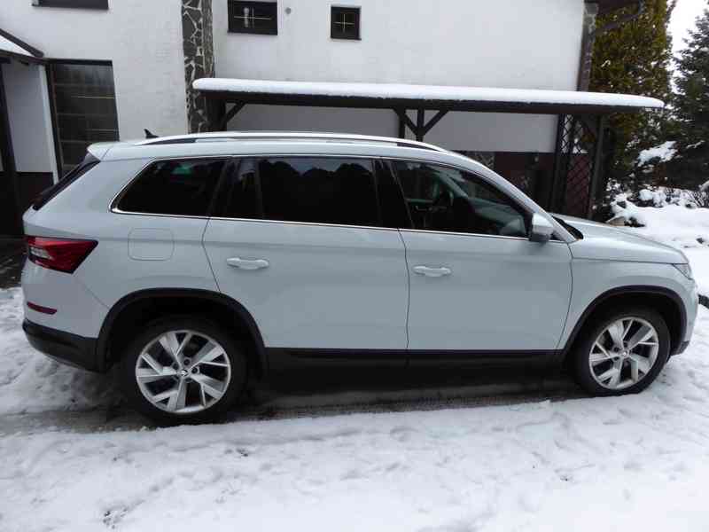 ŠKODA Kodiaq Style 2,0 TDI 140 kW DSG 4x4, 7 míst, tažné - foto 6