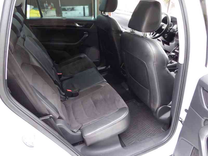 ŠKODA Kodiaq Style 2,0 TDI 140 kW DSG 4x4, 7 míst, tažné - foto 17