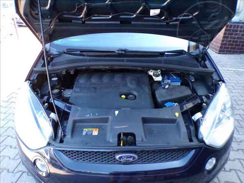 Ford S-Max 2,0 TDCi NAVI,TAŽNÉ ZAŘÍZENÍ - foto 13