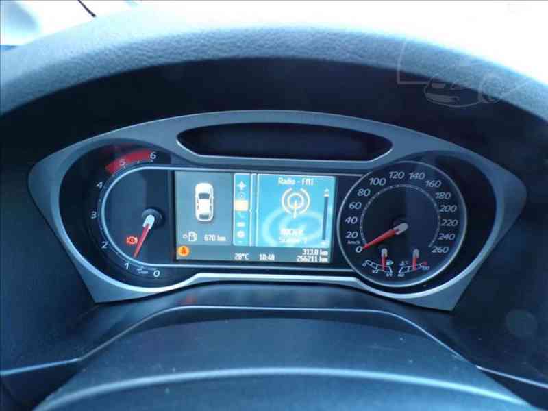 Ford S-Max 2,0 TDCi NAVI,TAŽNÉ ZAŘÍZENÍ - foto 6