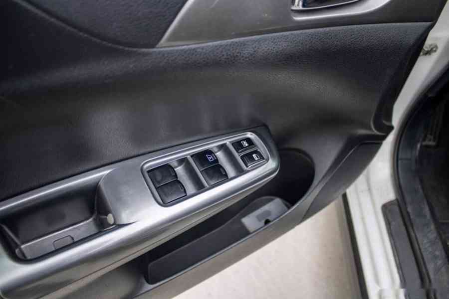 Subaru Impreza 2.0 Diesel XV - foto 19