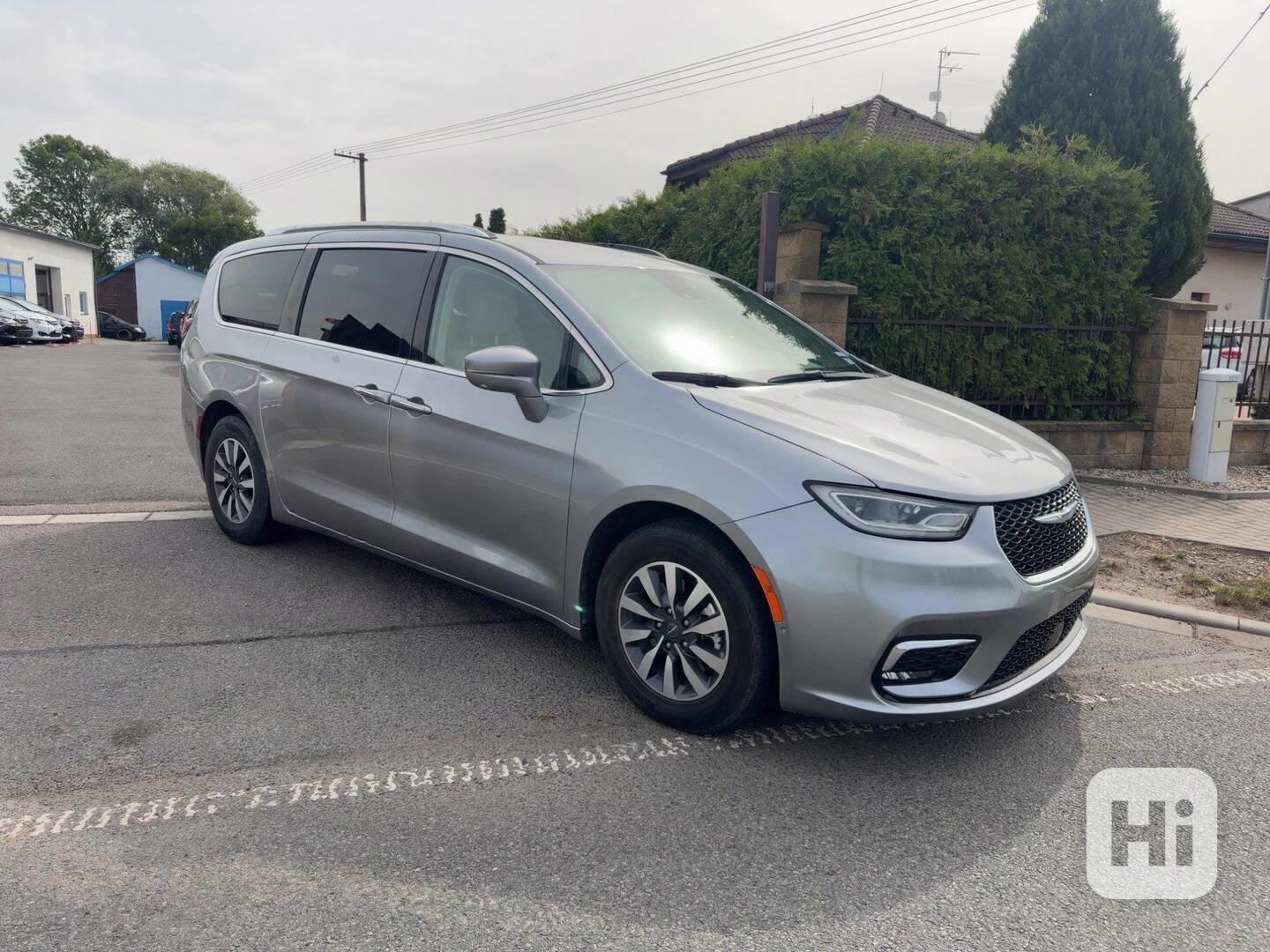  Chrysler Pacifica 3,6 Hybrid PlugIn Limited 2021 - foto 1