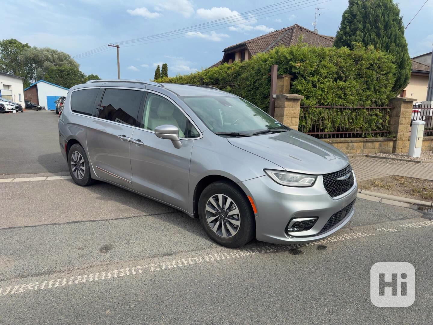  Chrysler Pacifica 3,6 Hybrid PlugIn Limited 2021 - foto 1