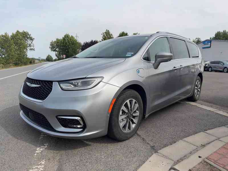  Chrysler Pacifica 3,6 Hybrid PlugIn Limited 2021 - foto 2