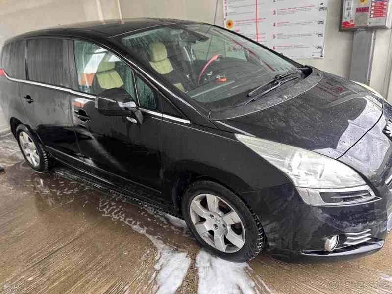 Peugeot 5008 - foto 11