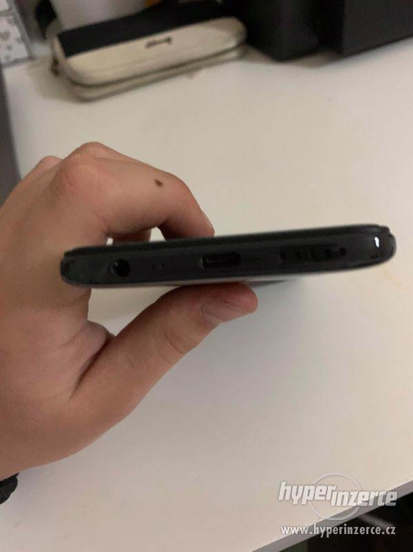 Xiaomi Redmi 8 2019 - foto 4