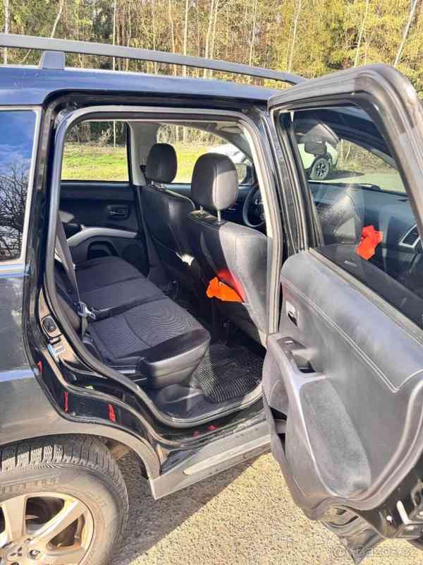 Mitsubishi Outlander - foto 8