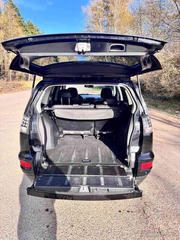 Mitsubishi Outlander - foto 5