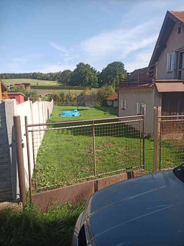 Prodám dvougenerační  castecne rekonstruovany  dům  - foto 2