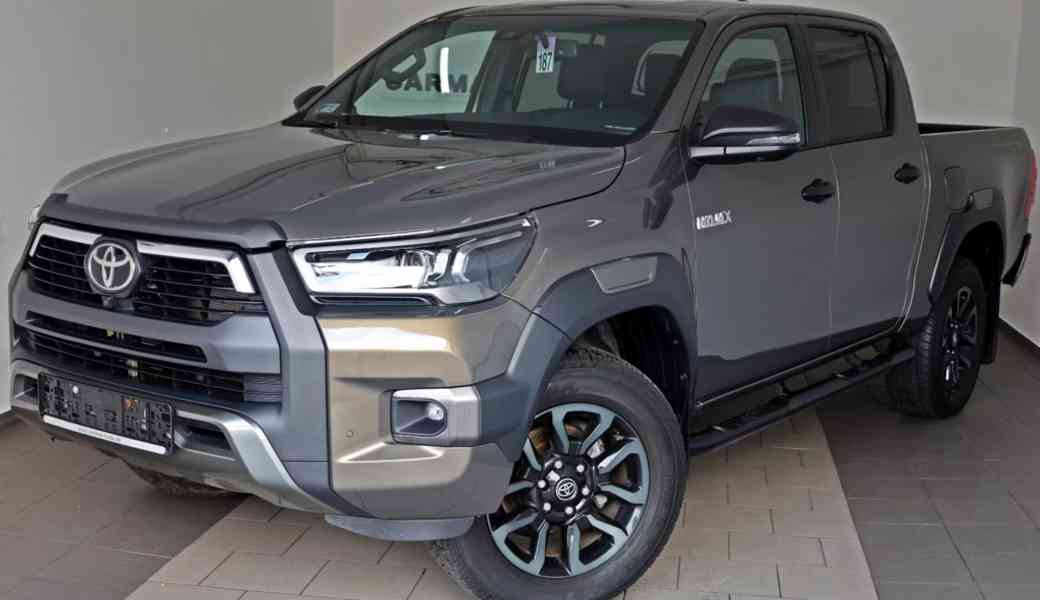 Toyota Hilux 2.8 D-4D 4x4 Invincible 150kw - foto 26
