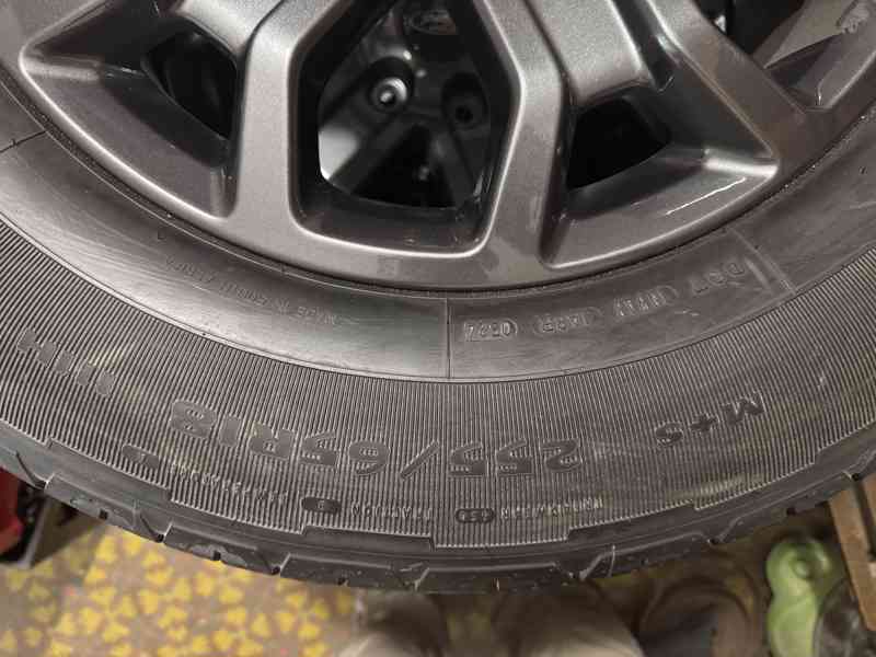 nové pneumatiky + elektrony - foto 6