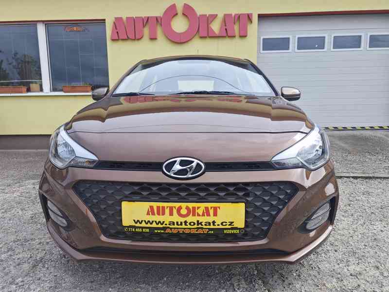 Hyundai i20 1.25i NAVI/1MAJ/KAMERA - foto 8