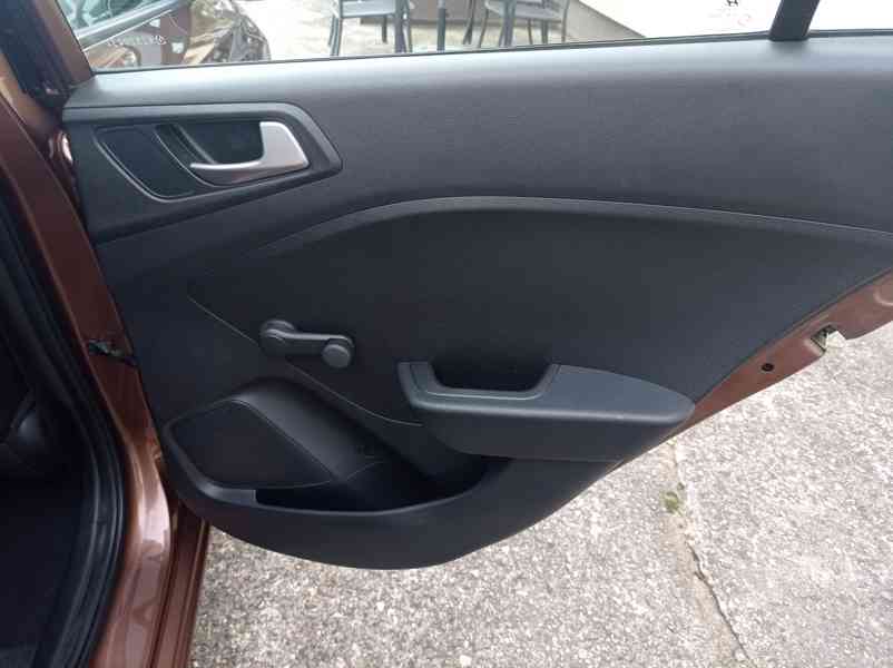 Hyundai i20 1.25i NAVI/1MAJ/KAMERA - foto 17