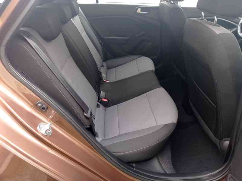 Hyundai i20 1.25i NAVI/1MAJ/KAMERA - foto 16