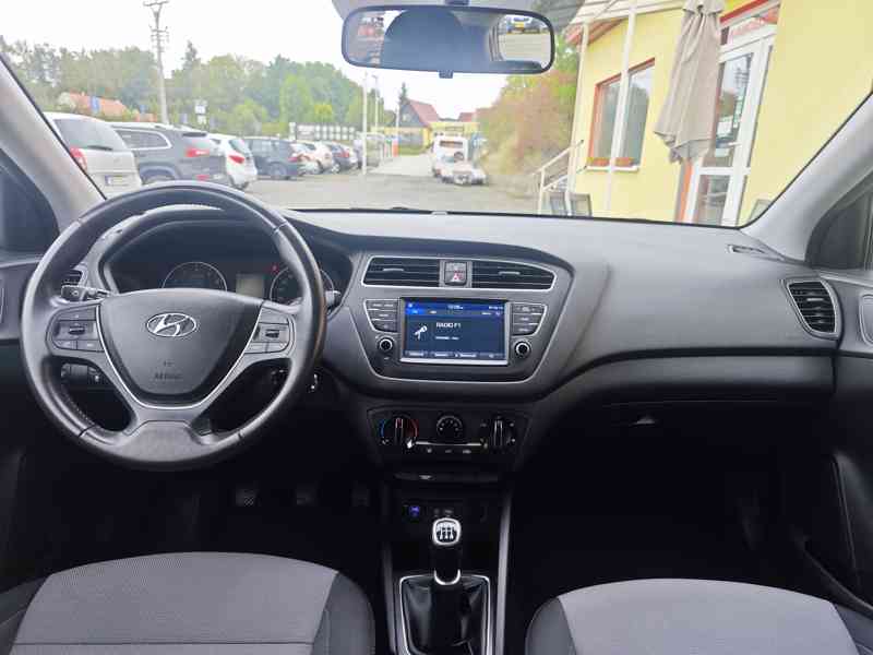 Hyundai i20 1.25i NAVI/1MAJ/KAMERA - foto 20