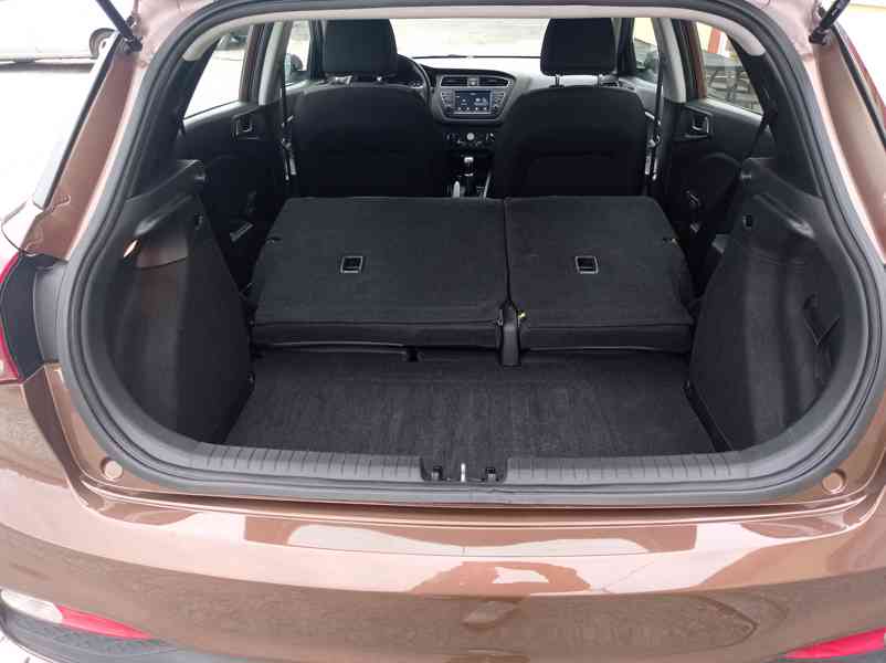 Hyundai i20 1.25i NAVI/1MAJ/KAMERA - foto 15