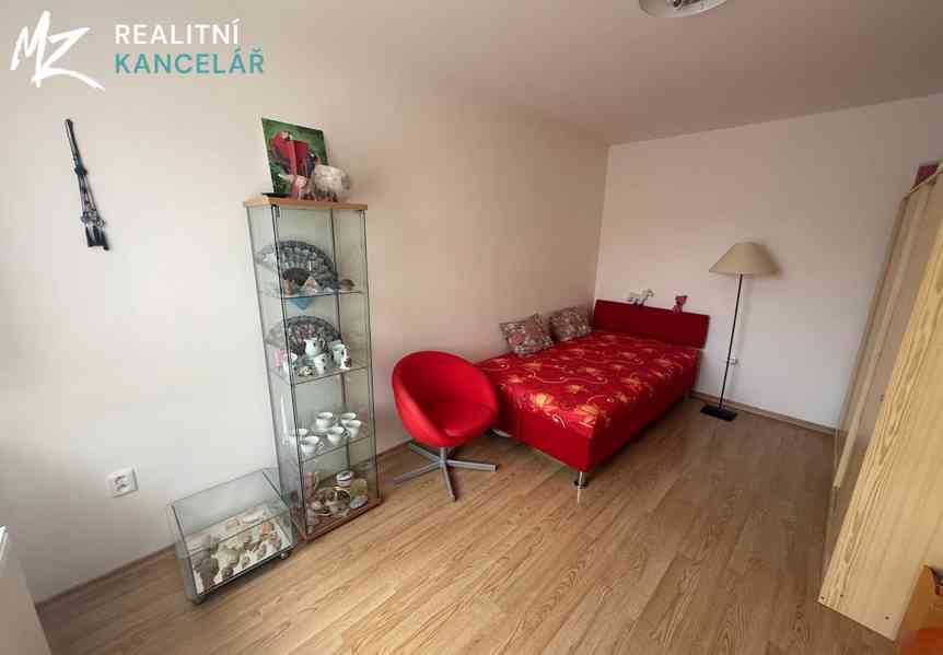 Prodej vícegeneračního domu 437 m², pozemek 1384 m² - foto 20