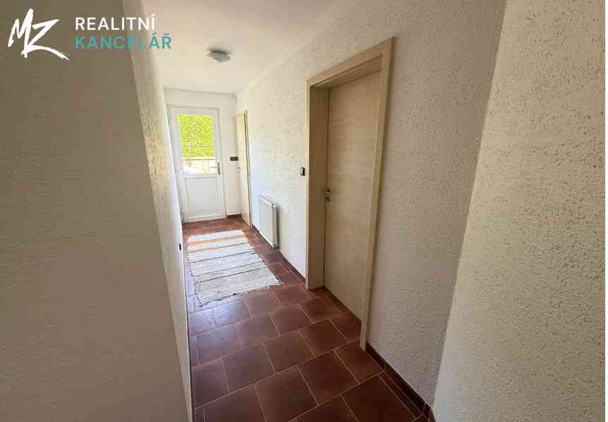 Prodej vícegeneračního domu 437 m², pozemek 1384 m² - foto 15
